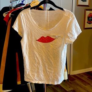 Red lips cotton tshirt